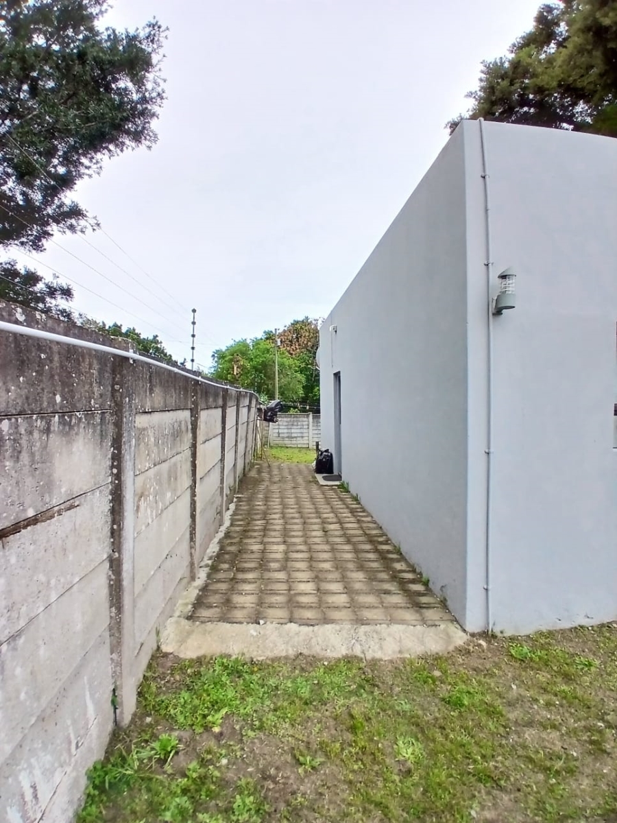 3 Bedroom Property for Sale in Cambridge Eastern Cape
